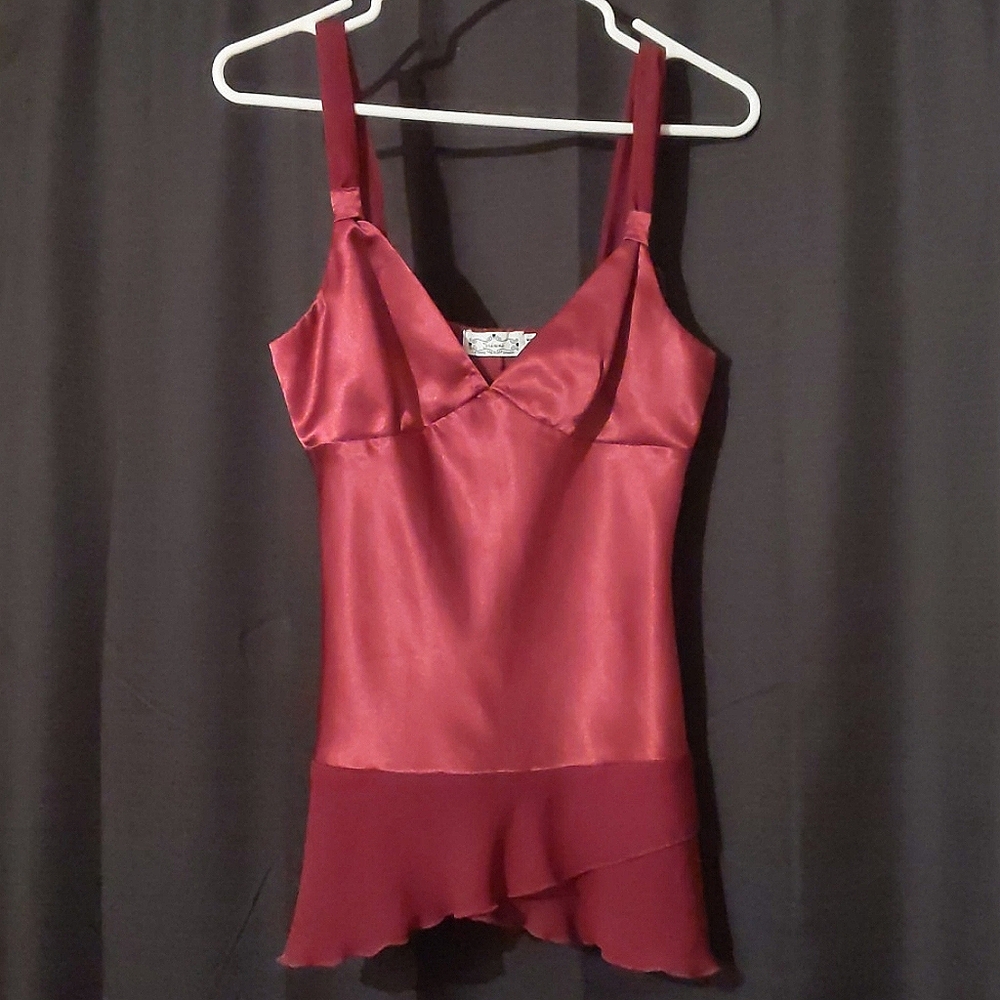 Burgundy sleeveless blouse